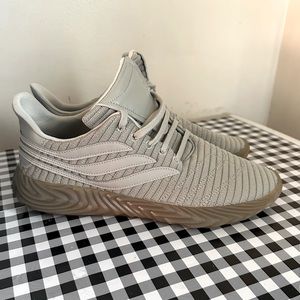 Adidas athletic sneaker sobakov